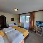 Gaestehaus Burgi Vendégház