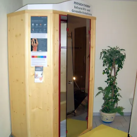 Pensionat Gaestehaus Burgi 3*