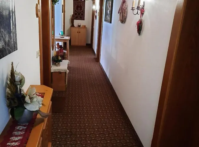 Gaestehaus Burgi Gæstehus 3*