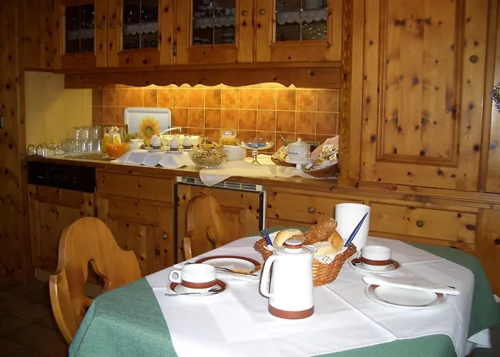 بيت ضيافة Gaestehaus Burgi