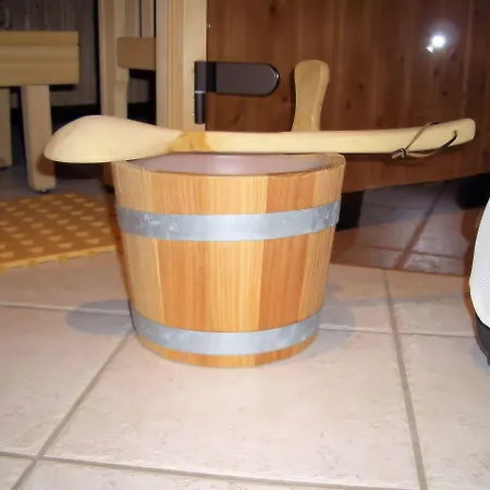 Konukevi Gaestehaus Burgi Fügen